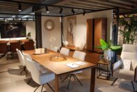 MEUBLE MURAL ÉLÉGANT ERREGANTO + TABLE + TABLE D'APPOINT