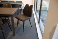 SOLDEN STOELEN MEUBAR