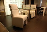 CHAIRES EN CUIR SYNTH&Eacute;TIQUE VENDUES