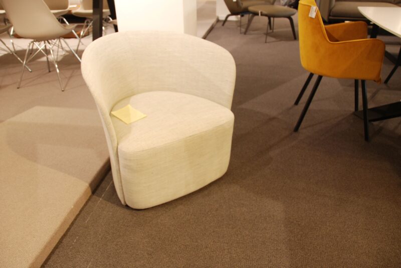 Chaise De Jardin Beige Avec Motif Floral Solentoon - Image 1