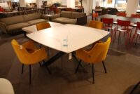 SOLDEN EETTAFEL CEM KERAMIEK CASTLE LINE