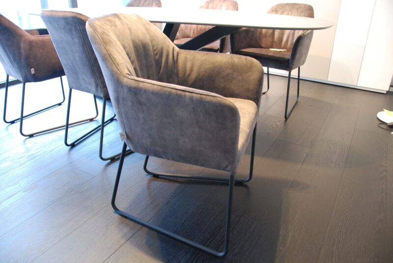 6 * Chaise Liz - Image 1