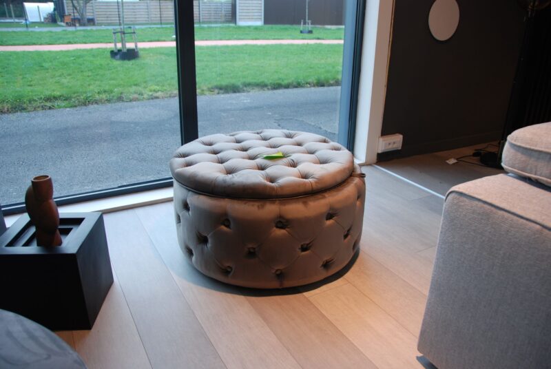 Repentoir De Foot Capitonn&eacute; - Image 1