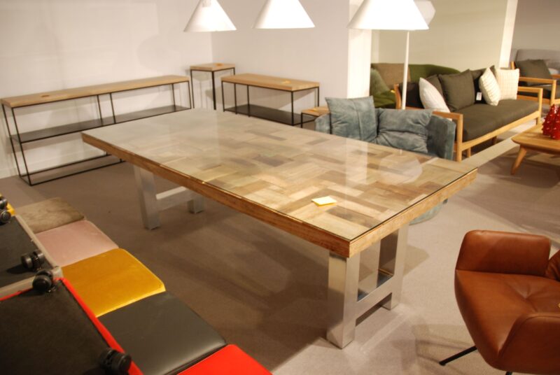 Table À Manger En Verre Et En Parquet Odille Vendue - Image 1