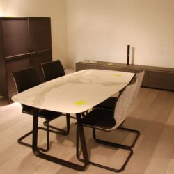 SOLDEN STOELEN LUNA BREE'S NEW WORLD LEDER EN STOF