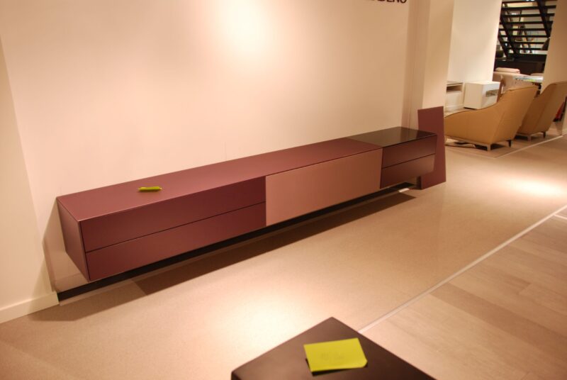 Meuble Tv Vendu Contur Violet - Image 1