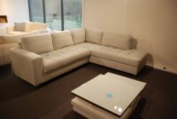 SOLDEN SALON HOEK VALENTINO