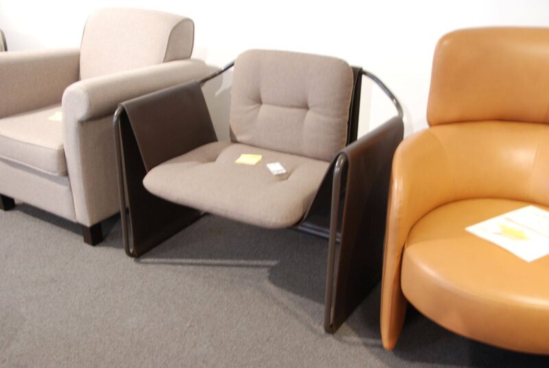 C53C2F12A5632256D36Bdcc1A0484B1Df48605B1_Product_9_B_9_C_9B9C0Ff0C29E12Db687329Ffcb15139D12F1B915_Kimono.jpg Solden Bijzetzetel Kimono - Afbeelding 1