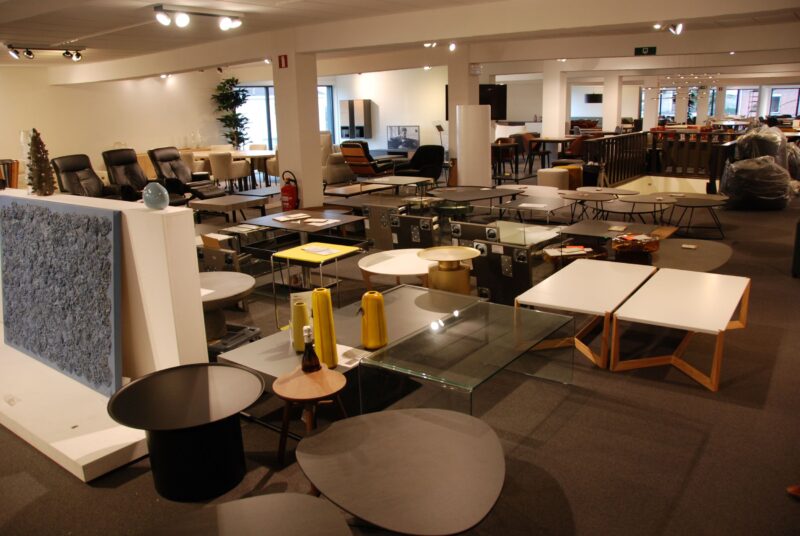 Soldenl@Mlossesalontafelgroupage - Image 1