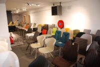 SOLDEN ALLE LOSSE STOELEN ACHTERAAN EERSTE VERDIEPING