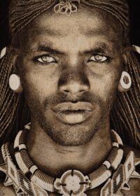 Samburu Warrior schilderij 75x125cm - Multikleur - Afbeelding 3